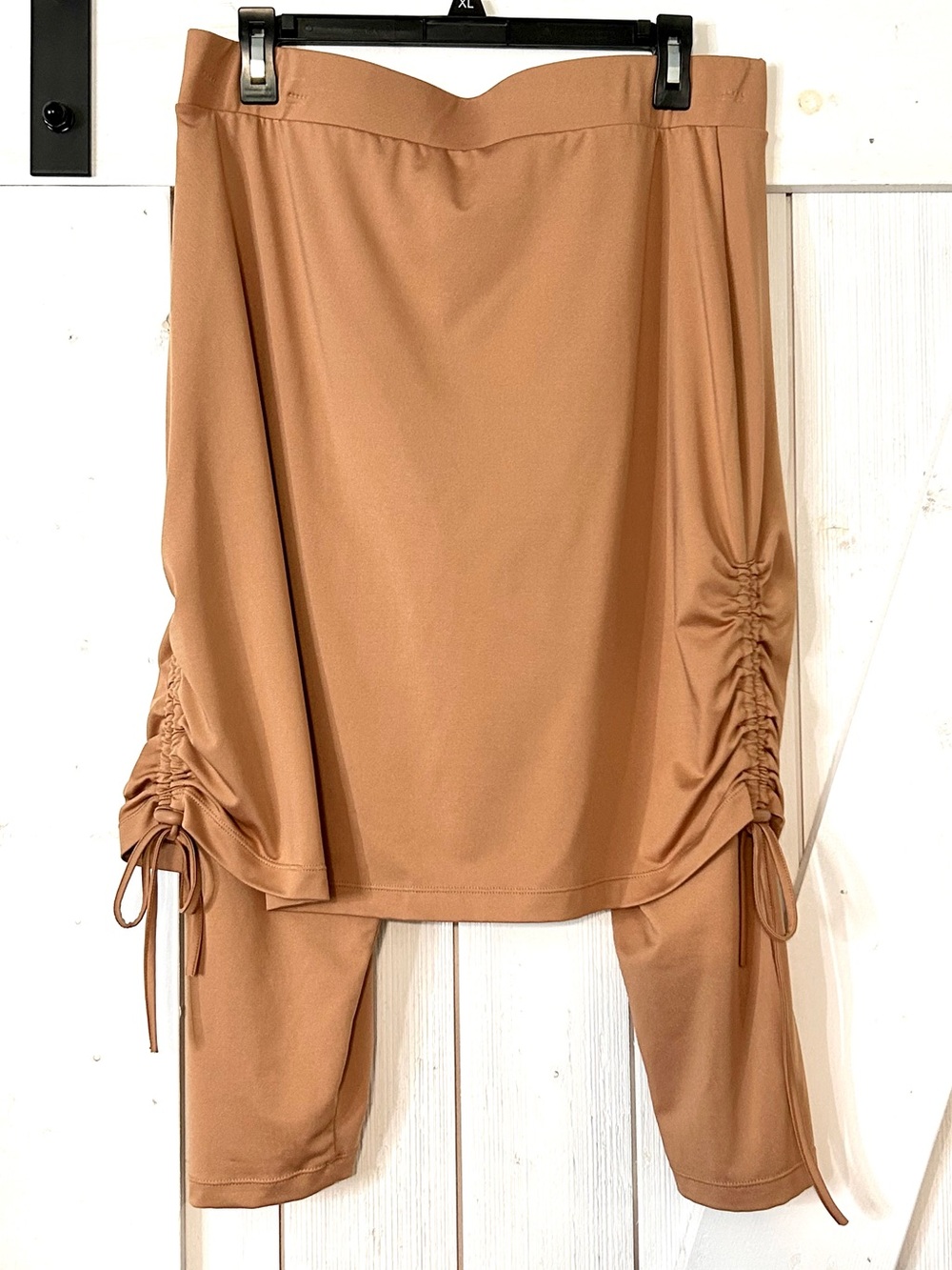 Drawstring Ruched Snoga Skirted Leggings in Camel